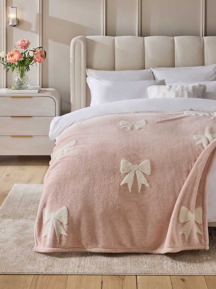 Next Uk Pink Carved Fleece Bows Throw AR9-162