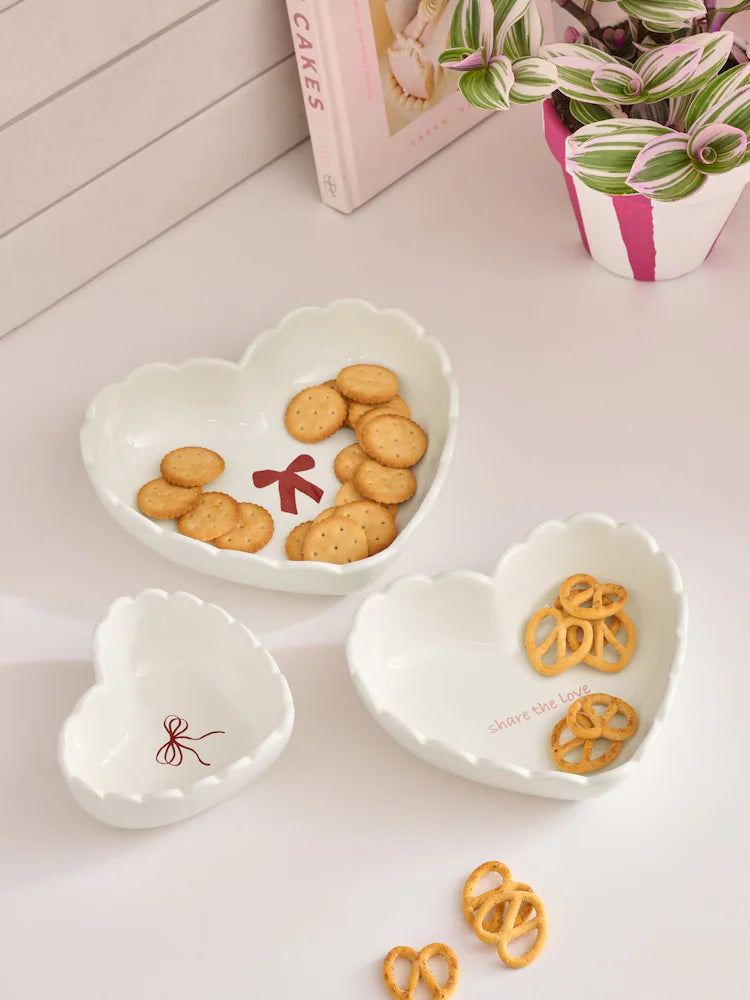 Next Uk Set of 3 White Heart Shaped Stacking Nibble Bowls