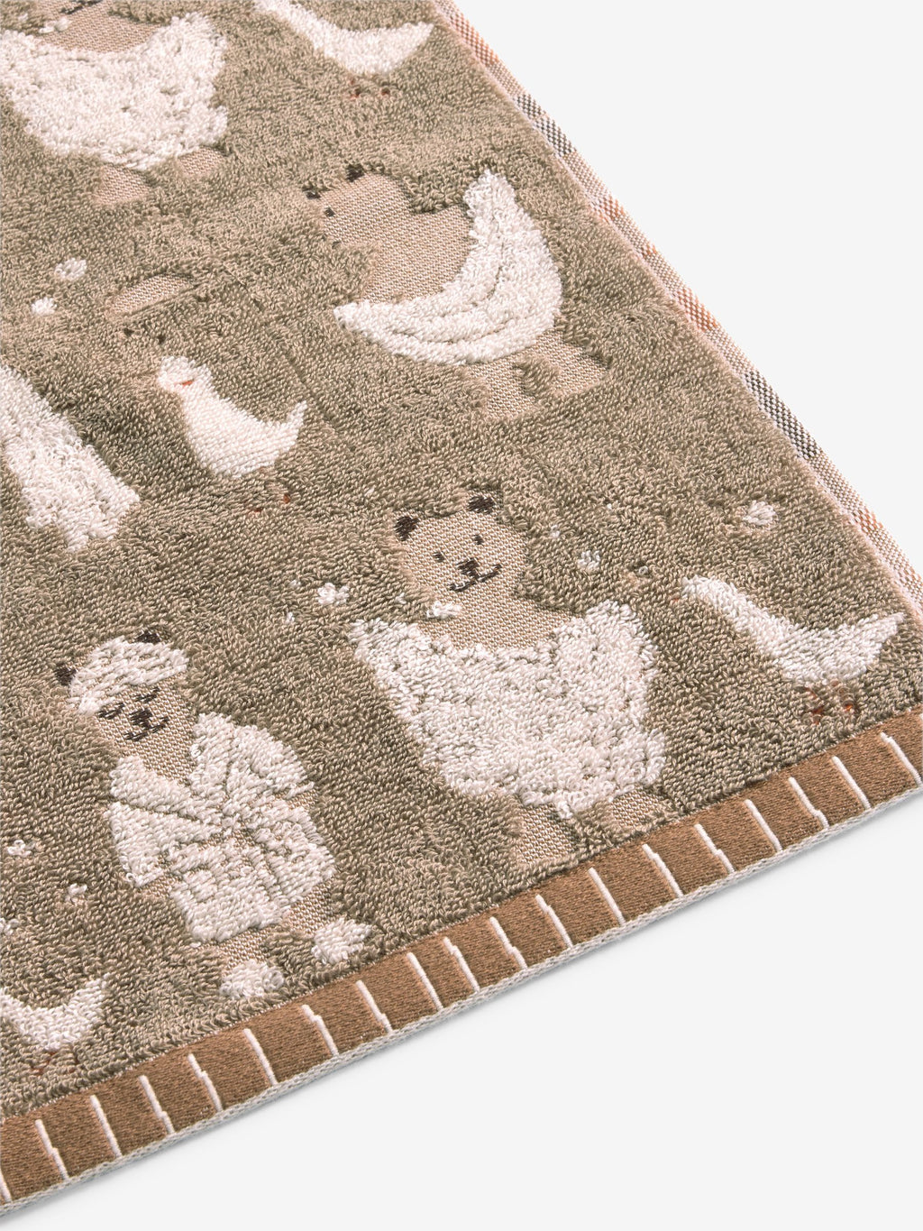 Bertie Woodland Cotton Spa Towel – Soft Luxury Bathroom Essential (90x50cm)